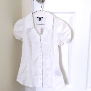 Band new Le Chateau smart causal shirt